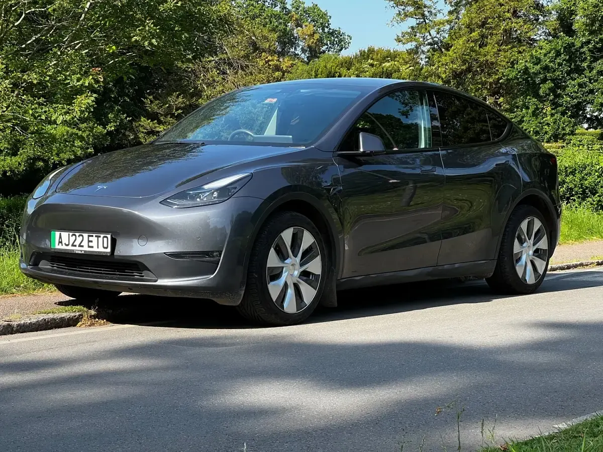 Used Tesla Model Y Long Range AWD 378 kW (514 HP) 2022 Grey SUV