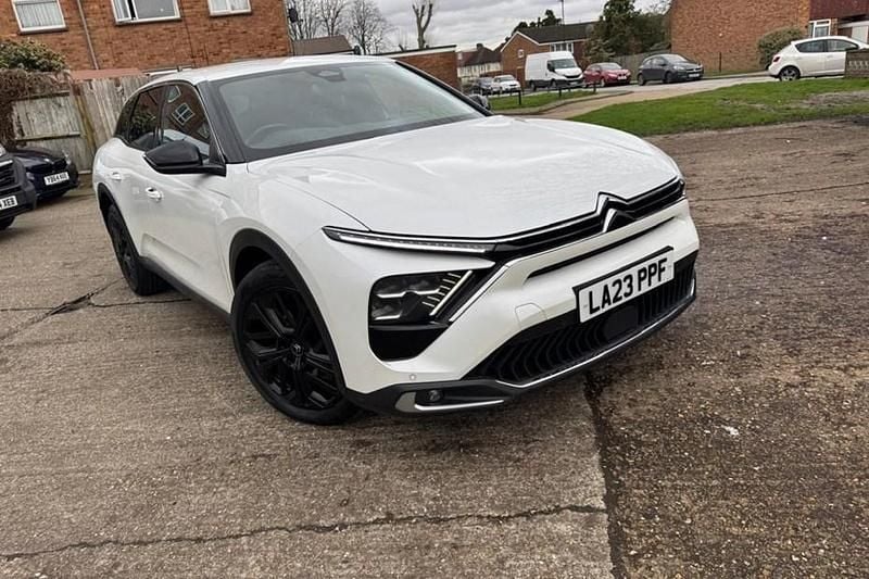 Used Citroën C5 X PureTech 131 HP (96 kW) 2023 White Estate