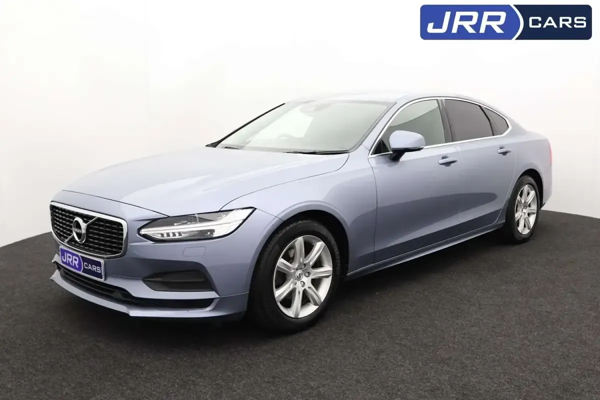 Used Volvo S90 Momentum 190 HP (139 kW) 2019 Blue Sedan