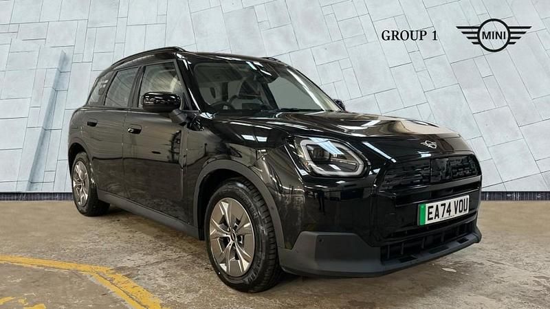 Black Used 2024 Mini Countryman SUV | £28,795 (Good price) - Image 1/4
