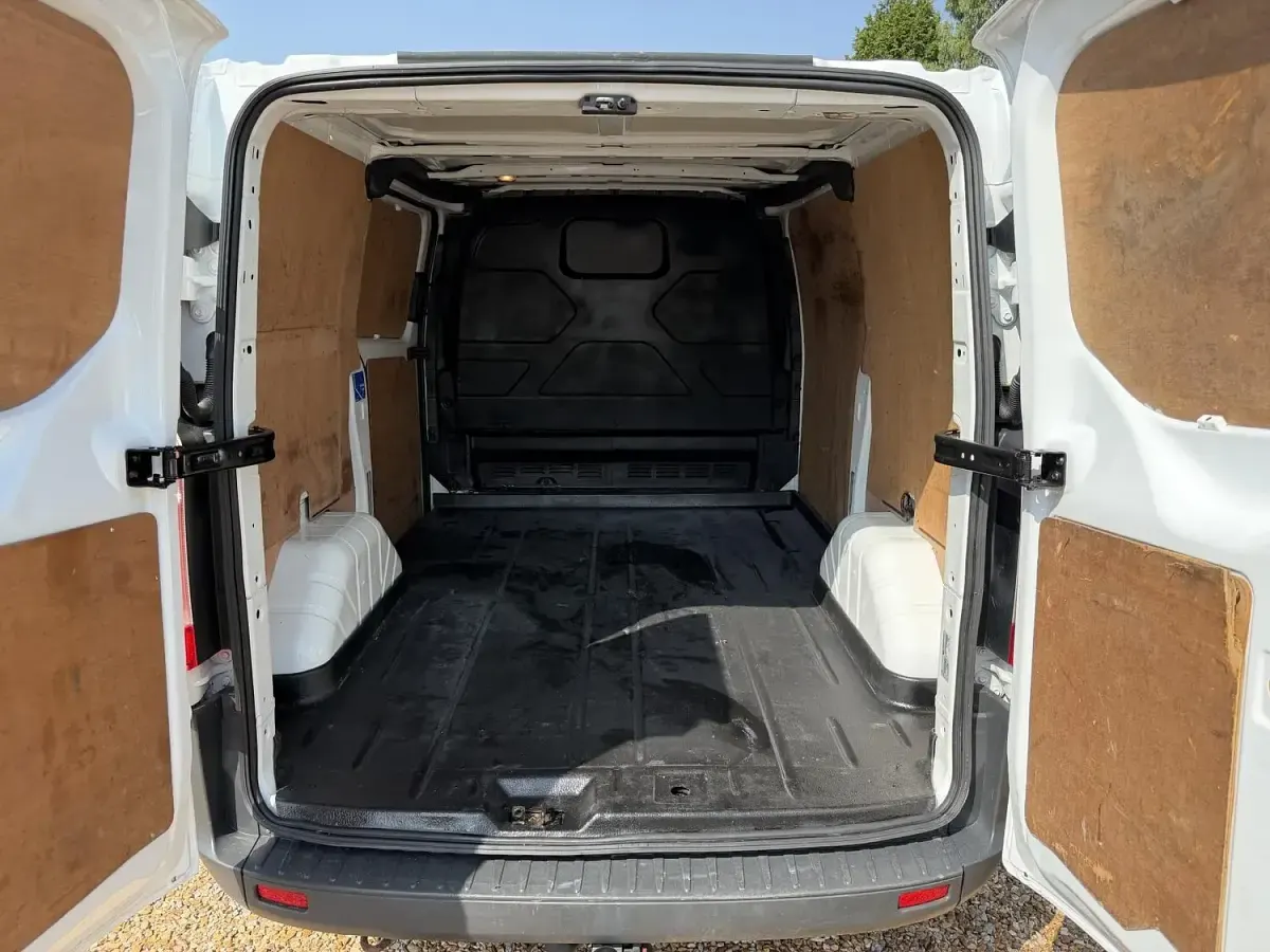 Used Ford Transit Custom 98 HP (72 kW) 2016 White Van