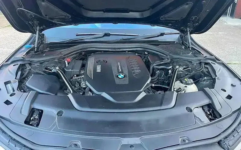 Used BMW 740L M Sport 320 HP (235 kW) 2019 Black Sedan
