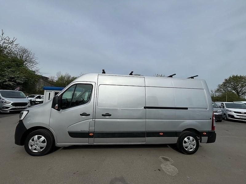 Usado Renault Master Business 2023 Cinzento Monovolume