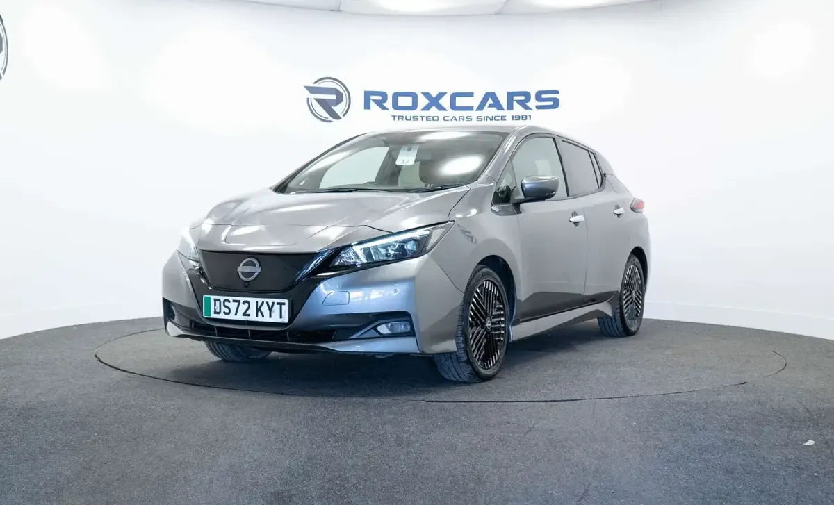 Used Nissan Leaf N-Connecta 110 kW (150 HP) 2022 Grey Hatchback