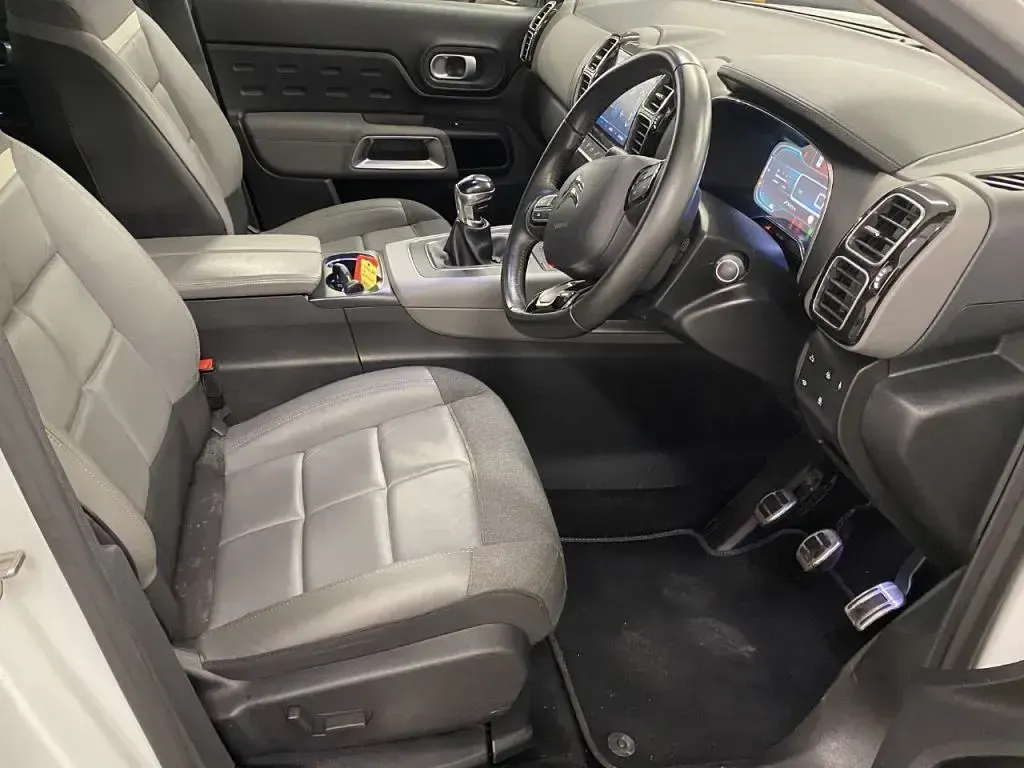 Used Citroën C5 Flair 2020 White Hatchback