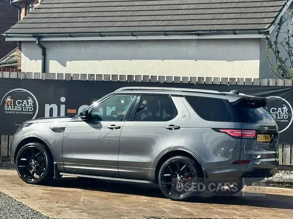 Used Land Rover Discovery 5 HSE 2017 Grey SUV