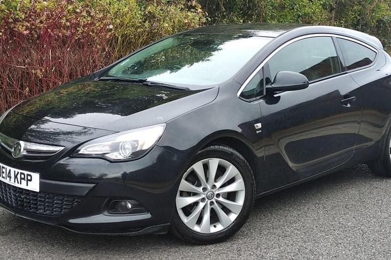Used Vauxhall Astra GTC SRi 140 HP (102 kW) 2014 Coupe