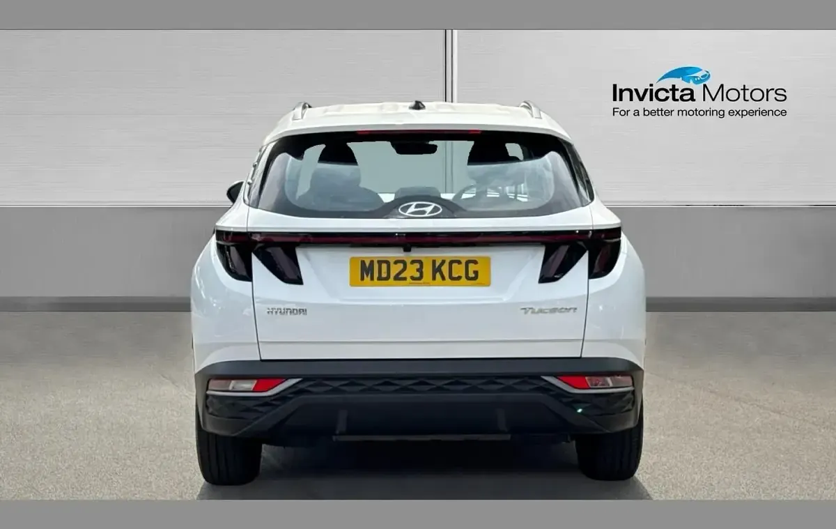 Used Hyundai Tucson SE 150 HP (110 kW) 2023 White SUV