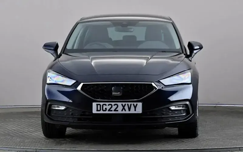 Used Seat Leon SE Dynamic 110 HP (80 kW) 2022 Blue Hatchback