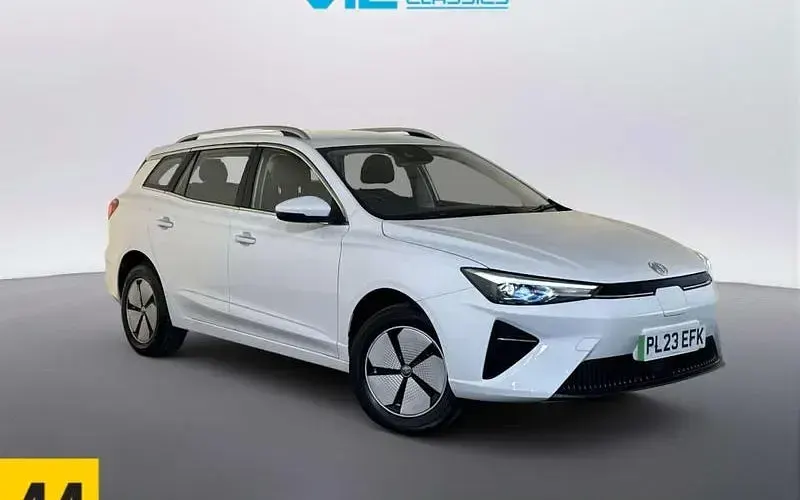 Używany MG MG5 EV SE 114 kW (156 KM) 2022 Kombi