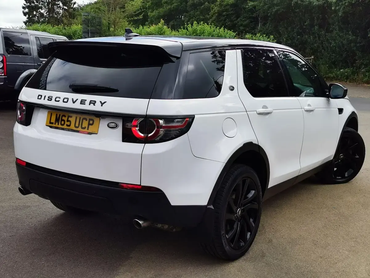 Used Land Rover Discovery Sport HSE 2015 White SUV