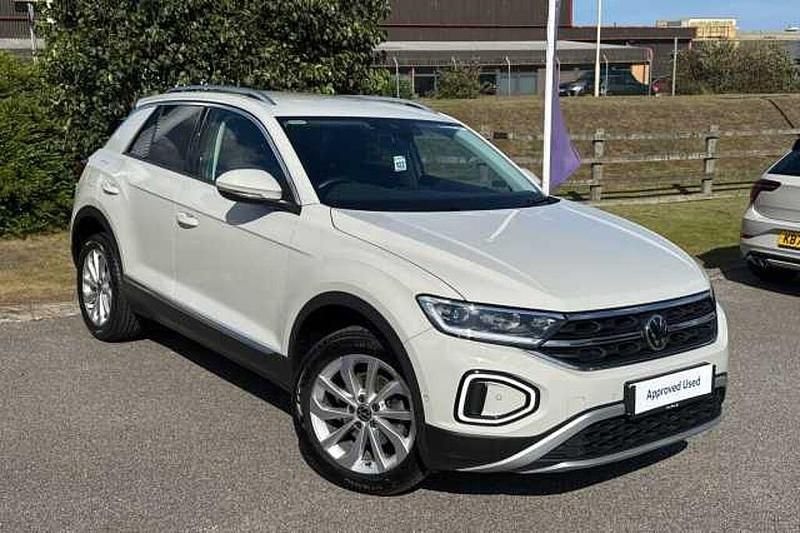 Used 2023 VW T-Roc SUV | £18,995 (Fair price) - Image 1/4