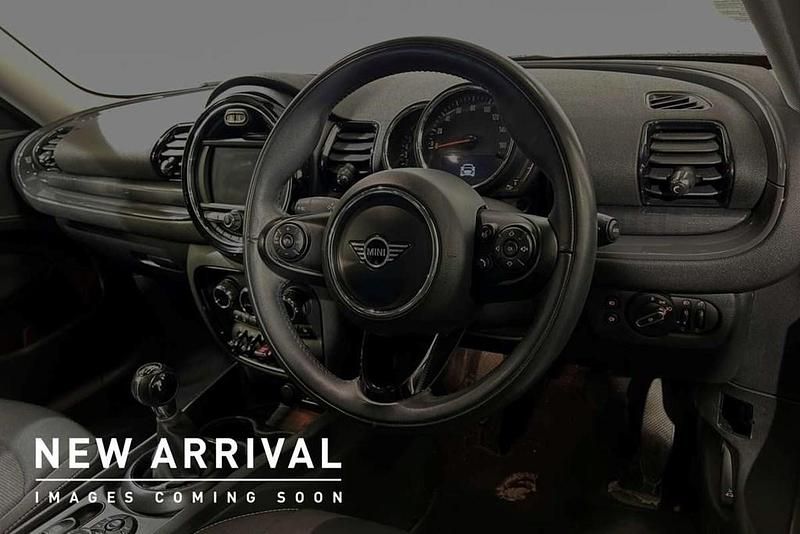 Used Mini Cooper Clubman Classic 134 HP (98 kW) 2019 White Estate