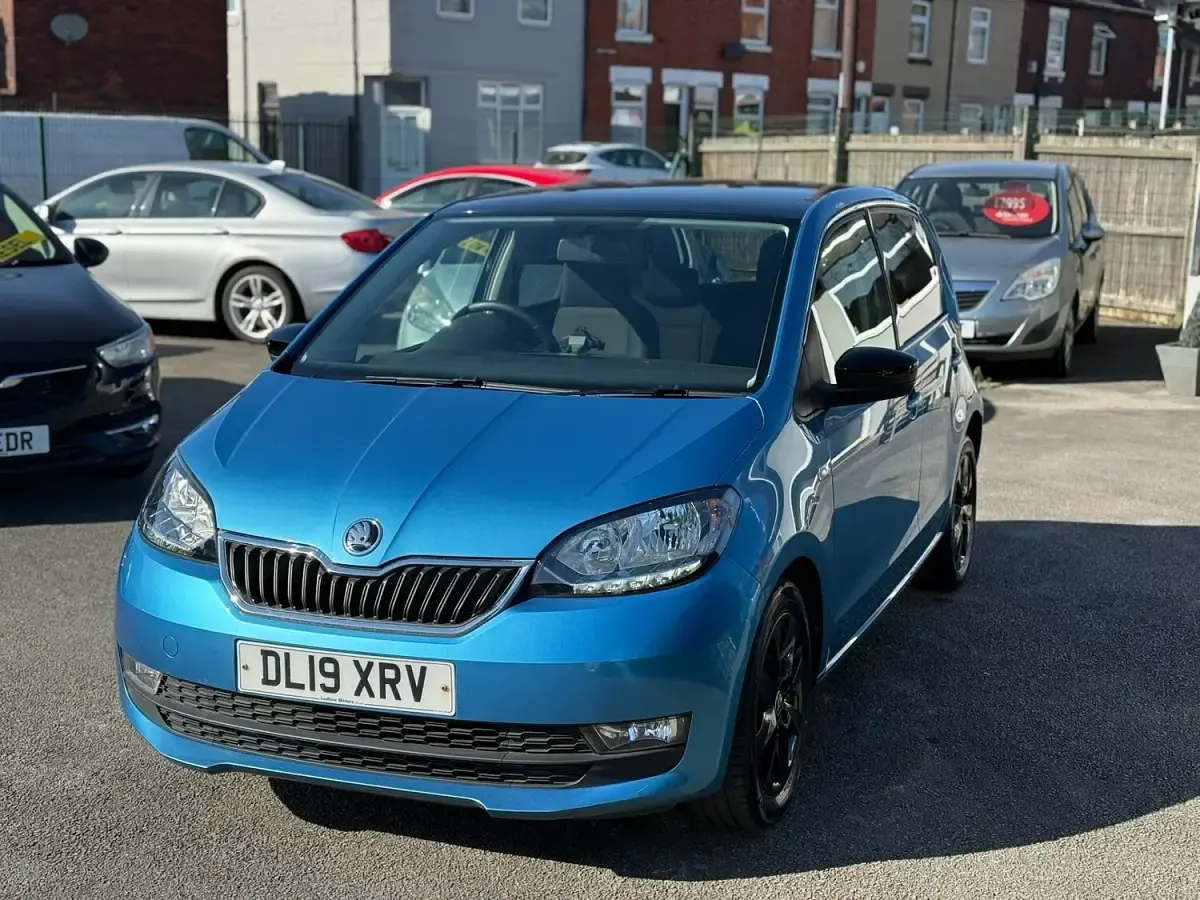 Used Skoda Citigo Colour Edition 60 HP (44 kW) 2018 Blue Hatchback