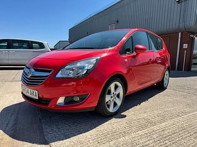 Red Used 2015 Vauxhall Meriva MPV | £2,975 (Fair price) - Image 1/4