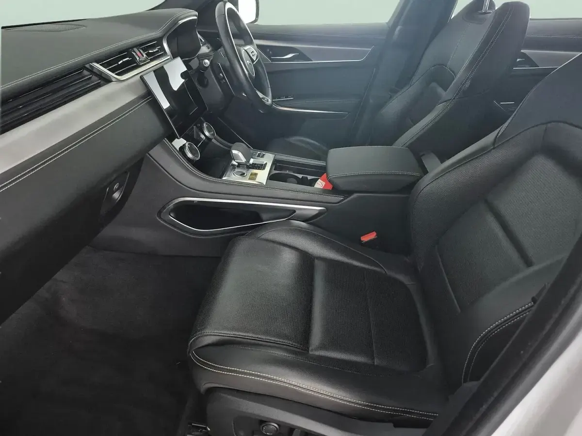 Used Jaguar F-Pace R-Dynamic 2022 White SUV