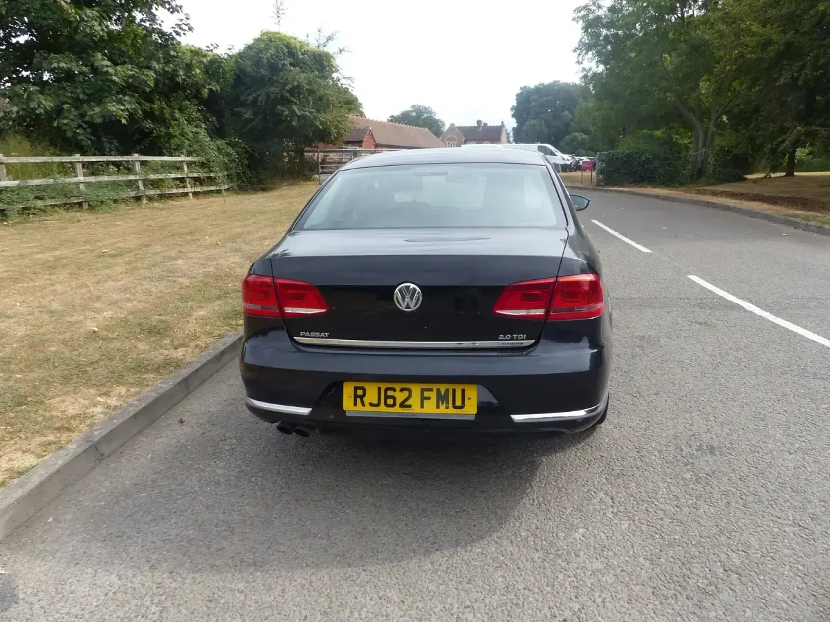 Used VW Passat SE 138 HP (101 kW) 2012 Black Sedan