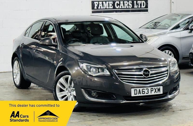 Grey Used 2014 Vauxhall Insignia Elite Hatchback | £3,000 (Fair price) - Image 1/3