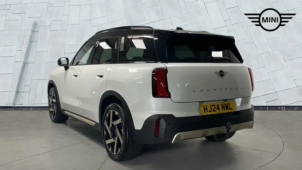 Used Mini Countryman 168 HP (123 kW) 2024 White SUV