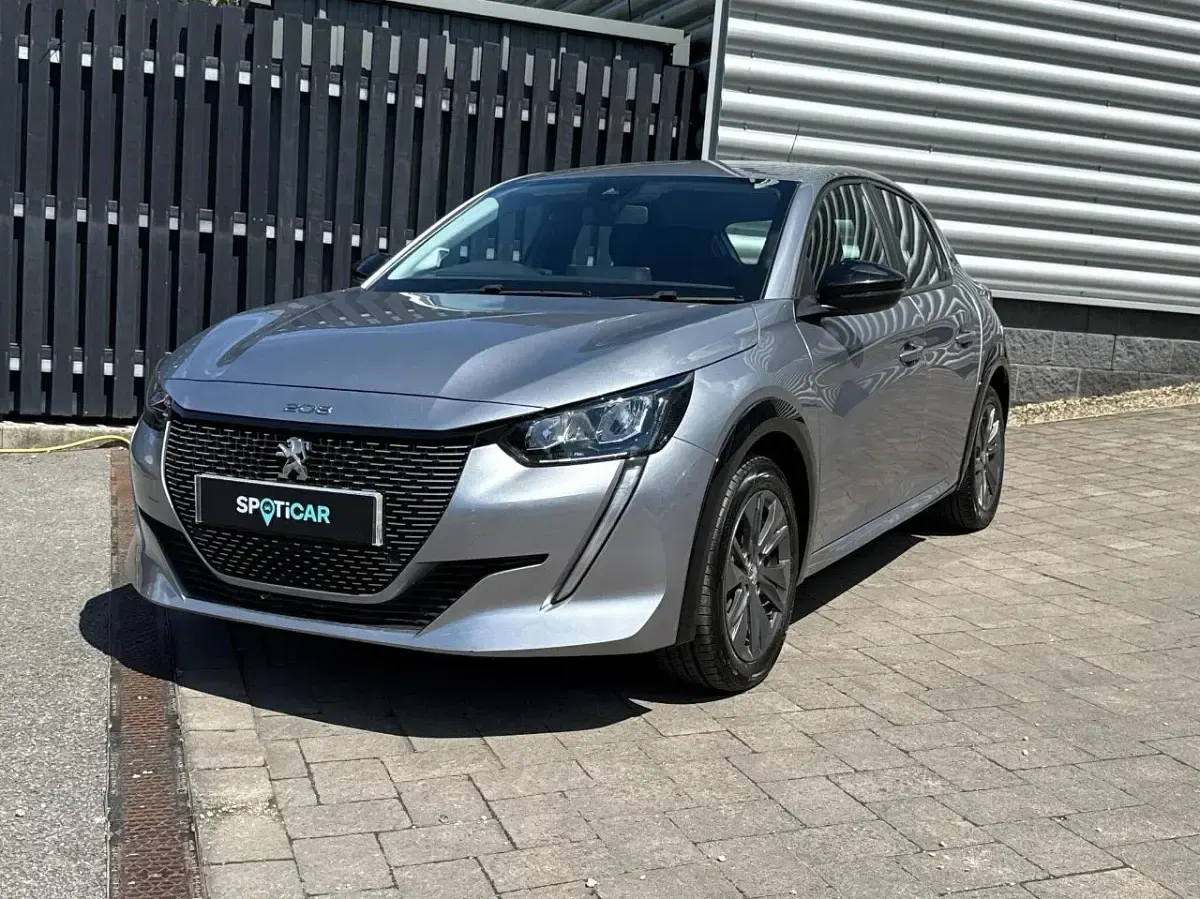 Used Peugeot e-208 Allure 100 kW (136 HP) 2022 Grey Hatchback