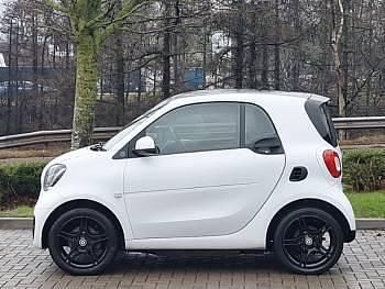 Used Smart ForTwo Coupé Premium 60 kW (82 HP) 2020 White Coupe