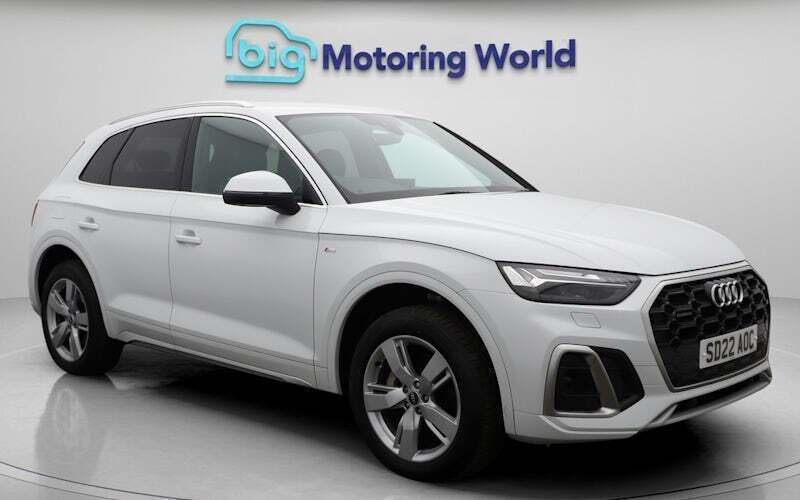 Used 2025 Audi Q5 S-Line SUV | £30,400 - Image 1/4