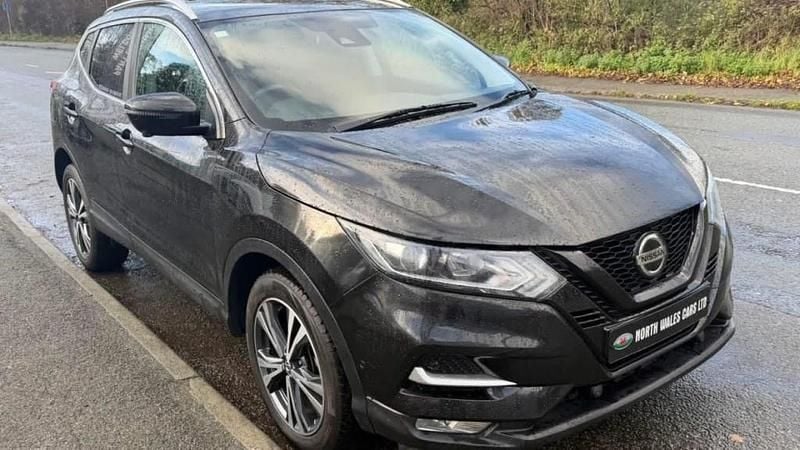 Used Nissan Qashqai N-Connecta 115 HP (84 kW) 2019 Black SUV