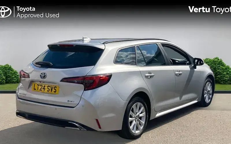 Used Toyota Corolla 140 HP (102 kW) 2026 Estate