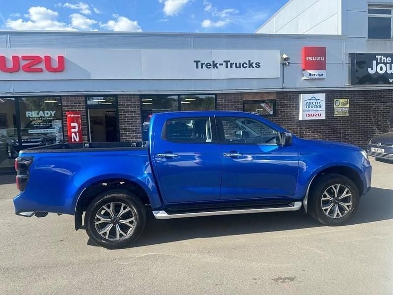 Blue Used 2024 Isuzu D-Max Pickup | £33,995 (Fair price) - Image 1/4