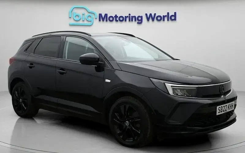 Used Vauxhall Grandland X GS Line 224 HP (164 kW) 2022 SUV
