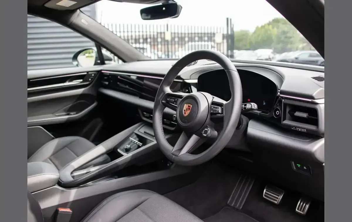 Used Porsche Macan Chrono 380 kW (517 HP) 2025 Grey SUV