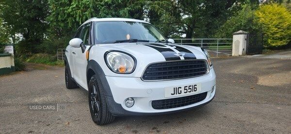 White Used 2011 Mini One Countryman SUV | £2,595 - Image 1/4