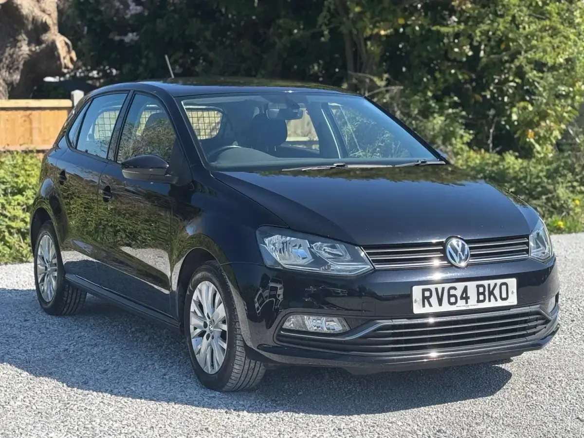 Usado VW Polo SE 60 HP (44 kW) 2014 Preto Citadino