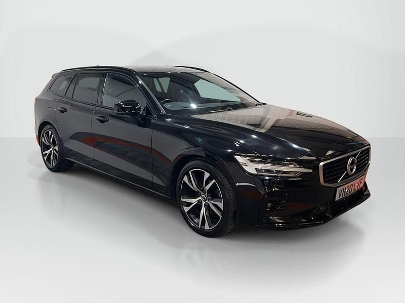 Used Volvo V60 R-Design Pro 190 HP (139 kW) 2020 Black Estate