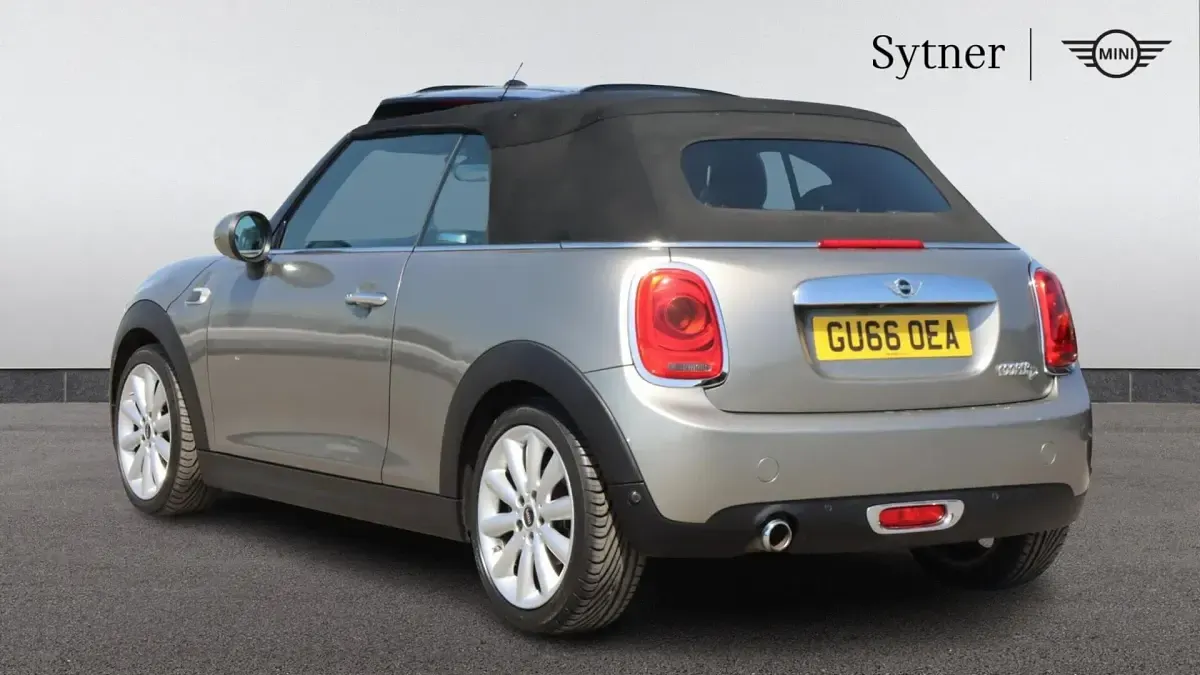 Used Mini Cooper D 114 HP (83 kW) 2016 Silver Hatchback