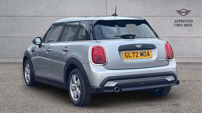 Used Mini Cooper Classic 134 HP (98 kW) 2022 Silver Hatchback