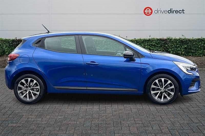 Used Renault Clio V Evolution 2023 Blue Hatchback