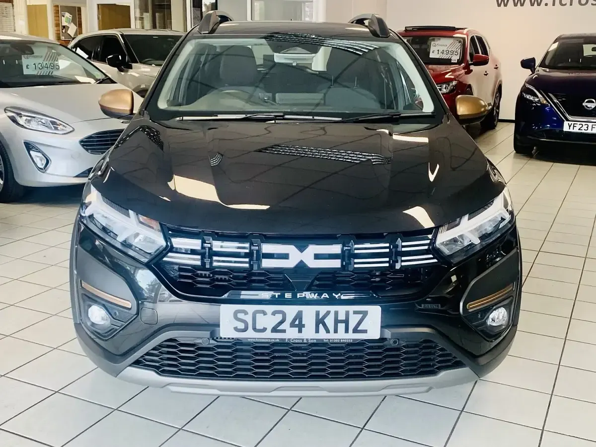 Used Dacia Sandero Extreme 91 HP (66 kW) 2024 Black Hatchback