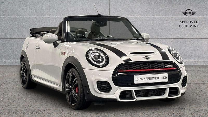 Used Mini John Cooper Works 231 HP (169 kW) 2021 Silver Hatchback