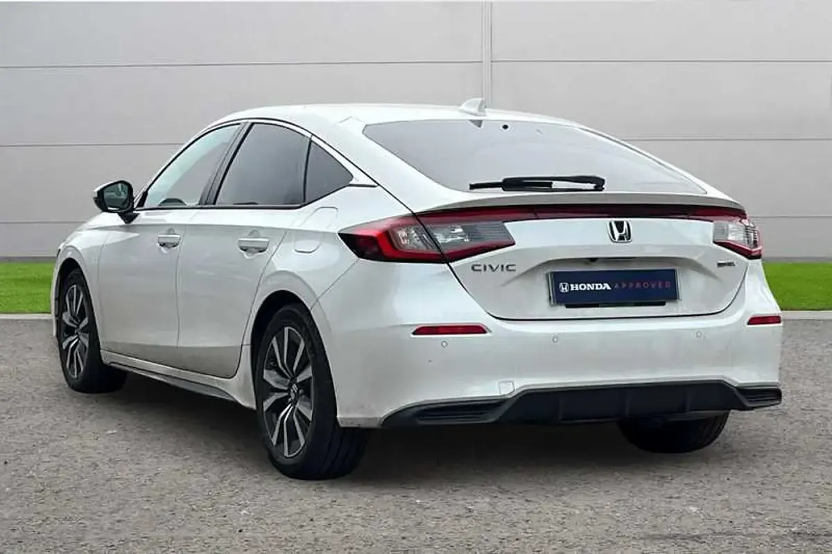 Used Honda Civic Elegance 143 HP (105 kW) 2025 White