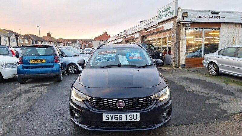 Black Used 2016 Fiat Tipo Easy Plus Estate | £4,995 (Expensive) - Image 1/4