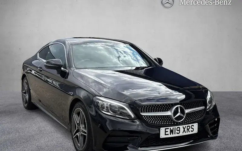 Used Mercedes C200 AMG Line Premium 184 HP (135 kW) 2020 Coupe