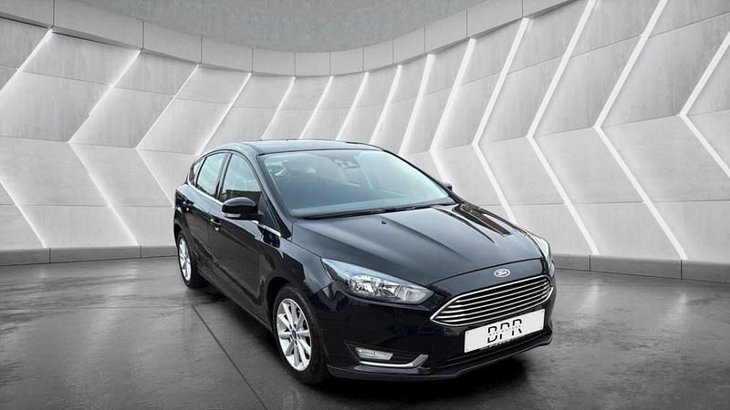 Used Ford Focus Titanium 125 HP (91 kW) 2016 Black Hatchback