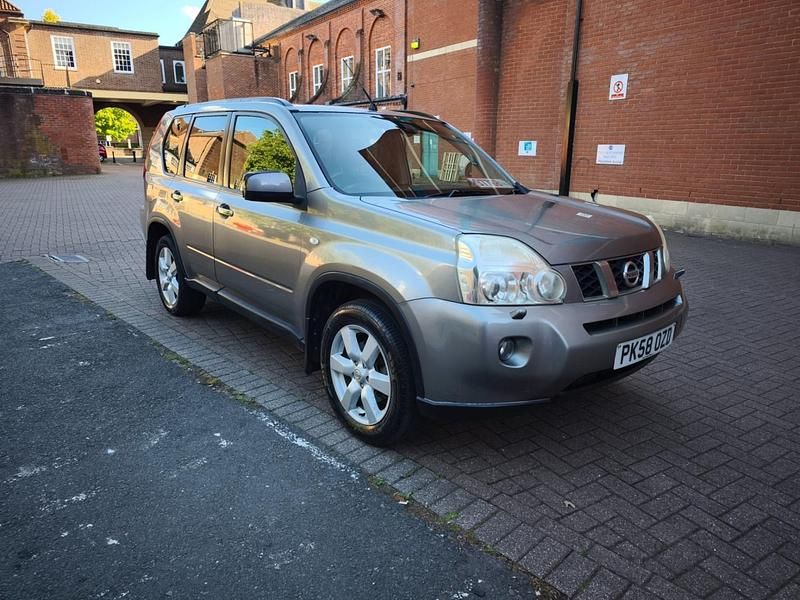 Grey Used 2009 Nissan X-Trail SUV | £2,750 (Good price) - Image 1/4