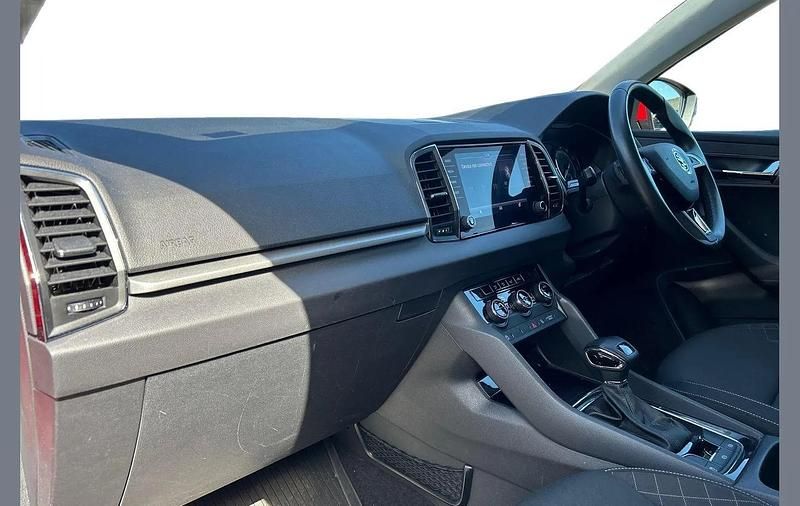 Used Skoda Karoq SE 150 HP (110 kW) 2019 Red SUV