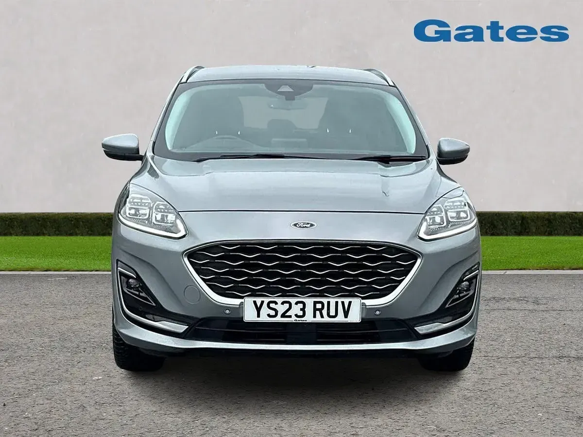 Used Ford Kuga Vignale 225 HP (165 kW) 2023 Silver SUV