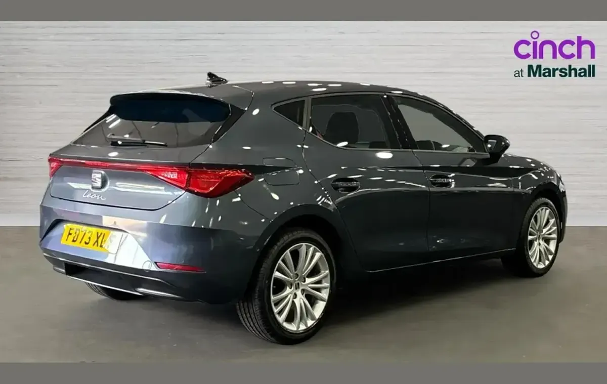 Used Seat Leon SE Dynamic 110 HP (80 kW) 2023 Grey Hatchback