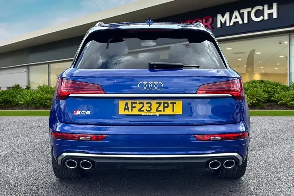 Używany Audi SQ5 Comfort 341 KM (250 kW) 2023 Niebieski SUV