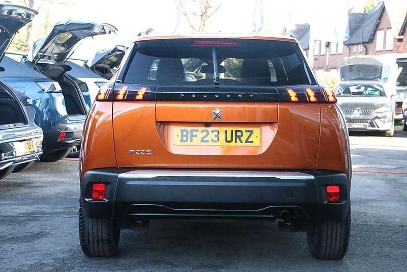Used Peugeot 2008 Allure+ 100 HP (73 kW) 2023 Orange SUV