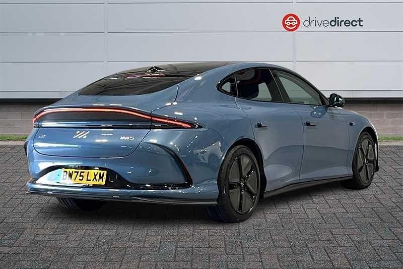 Used MG IM5 300 kW (408 HP) 2026 Blue Hatchback